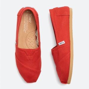 Toms Canvas Flats 5.5 Red New
